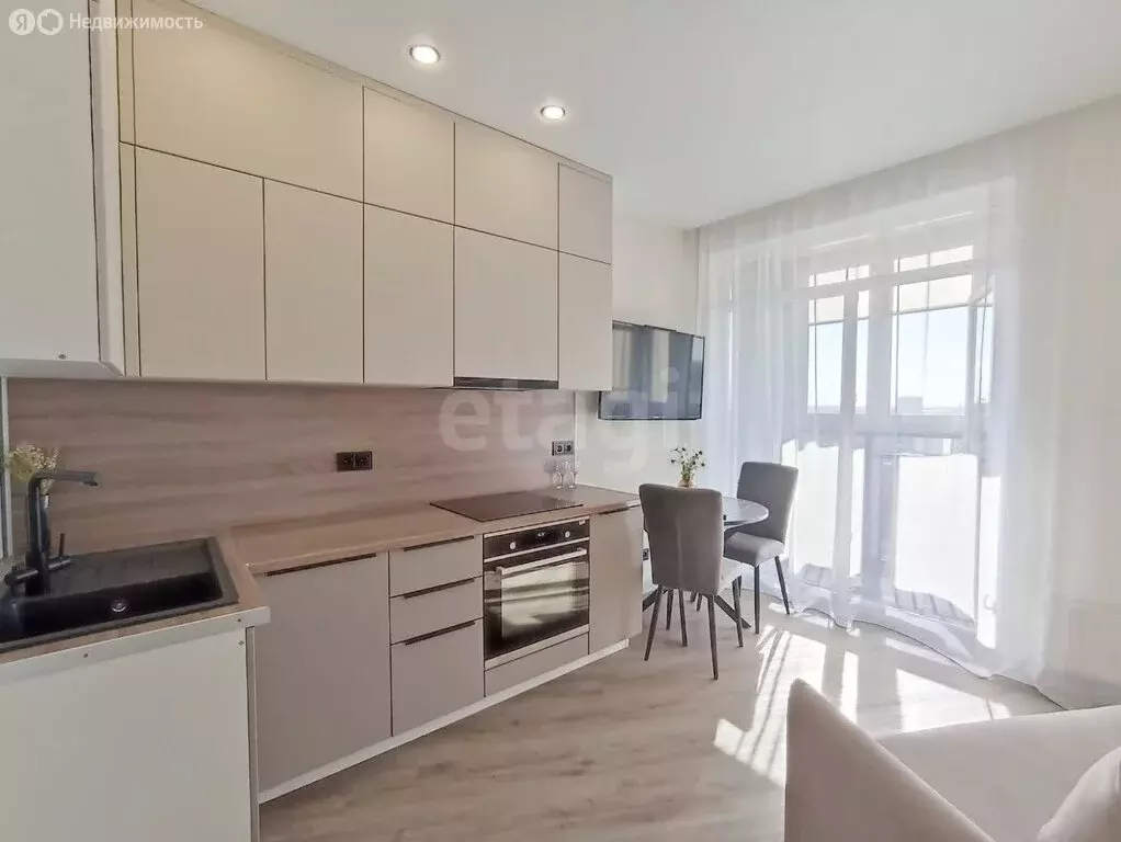 1-комнатная квартира: Тюмень, Краснооктябрьская улица, 16 (31.8 м) - Фото 1
