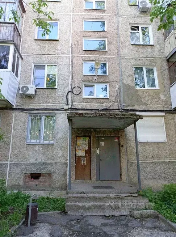2-к кв. Челябинская область, Златоуст Зеленая ул., 16 (43.7 м) - Фото 2