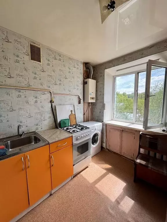 1-к. квартира, 32 м, 4/5 эт. - Фото 0