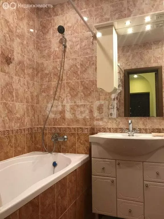 1-комнатная квартира: Брянск, улица Крахмалёва, 55 (48 м) - Фото 2