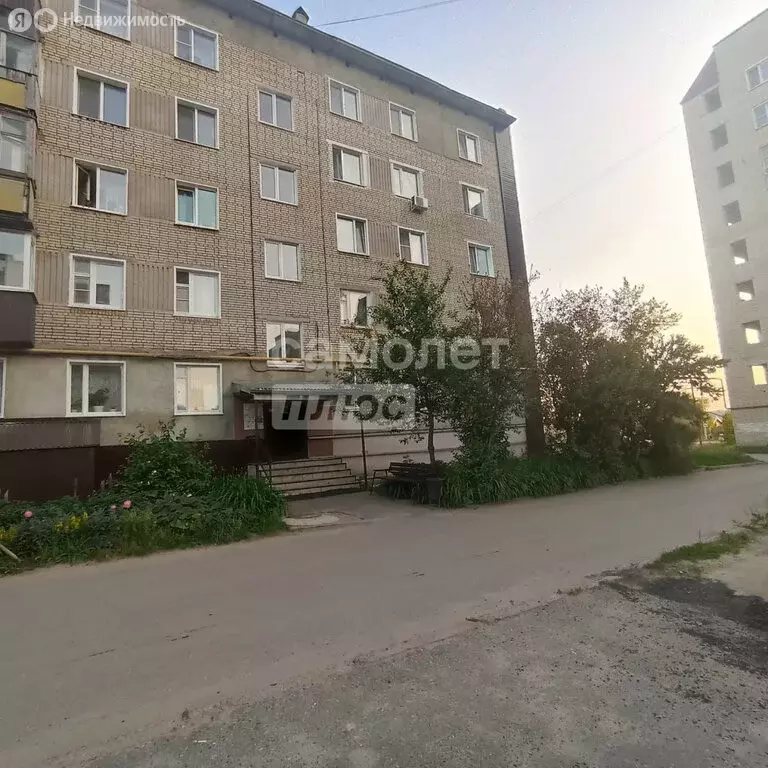 4-комнатная квартира: Кузнецк, улица Леваневского, 7 (62.1 м) - Фото 1