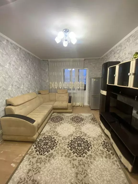 Студия Ханты-Мансийский АО, Сургут ул. Александра Усольцева, 15 (33.0 ... - Фото 0