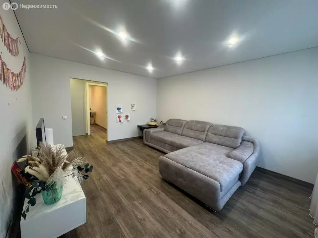 4-комнатная квартира: Пермь, улица Пушкина, 13 (75.4 м) - Фото 2