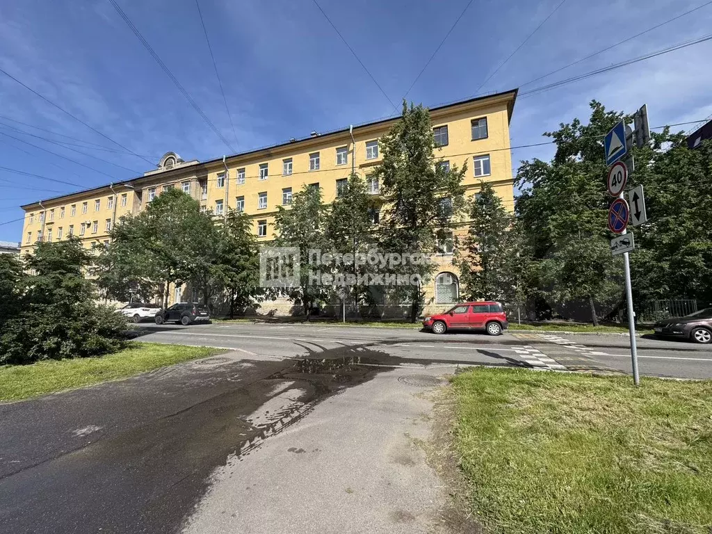 Комната 13 м в 3-к., 4/5 эт. - Фото 0