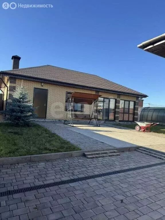 Дом в Тукаевский район, деревня Азьмушкино, Липовая улица (150 м) - Фото 2