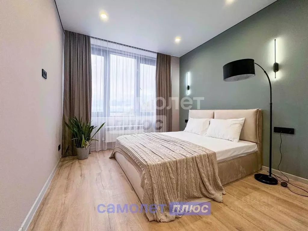 2-к кв. Чувашия, Чебоксары пл. Речников, 9 (80.8 м) - Фото 1