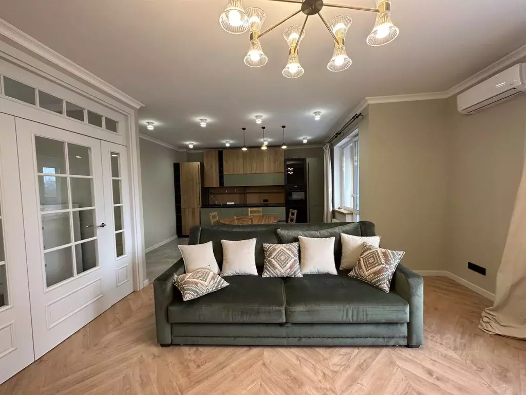 3-к кв. Нижегородская область, Нижний Новгород пл. Свободы, 7 (90.0 м) - Фото 2