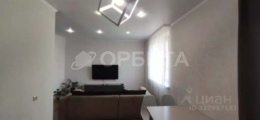 2-к кв. Тюменская область, Тюмень ул. Тимофея Чаркова, 79 (74.9 м) - Фото 2