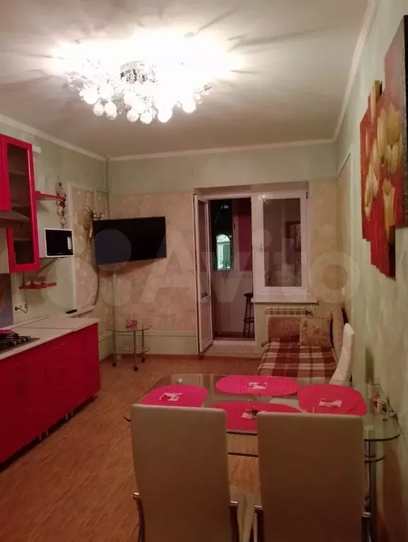 1-к. квартира, 60 м, 4/9 эт. - Фото 1