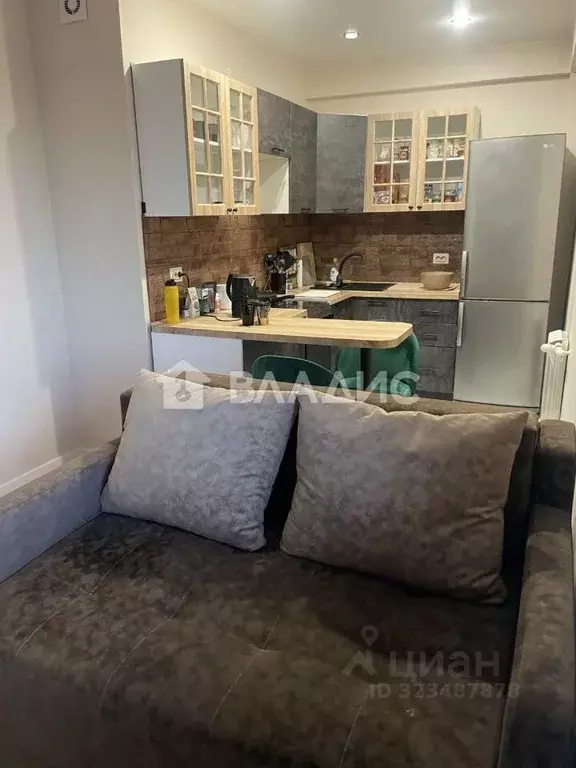 1-к кв. Бурятия, Улан-Удэ 47-й кв-л, ул. Конечная, 8 (40.4 м) - Фото 0