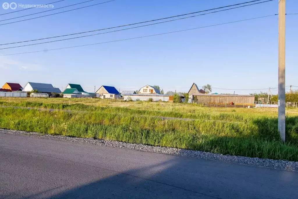 Участок в Тюменский район, деревня Якуши, Трактовая улица (10.42 м) - Фото 1