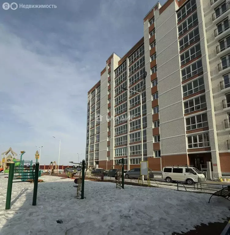 1-комнатная квартира: село Чигири, улица Василенко, 7/3 (38.5 м) - Фото 1