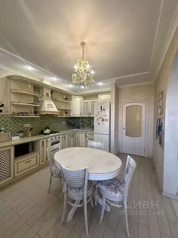 3-к кв. Курская область, Курск ул. Павлуновского, 48 (128.0 м) - Фото 1