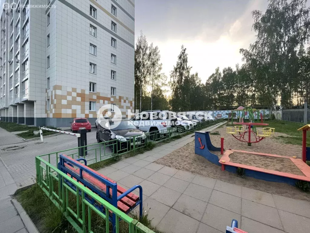 3-комнатная квартира: Киров, улица Гагарина, 20 (60 м) - Фото 1