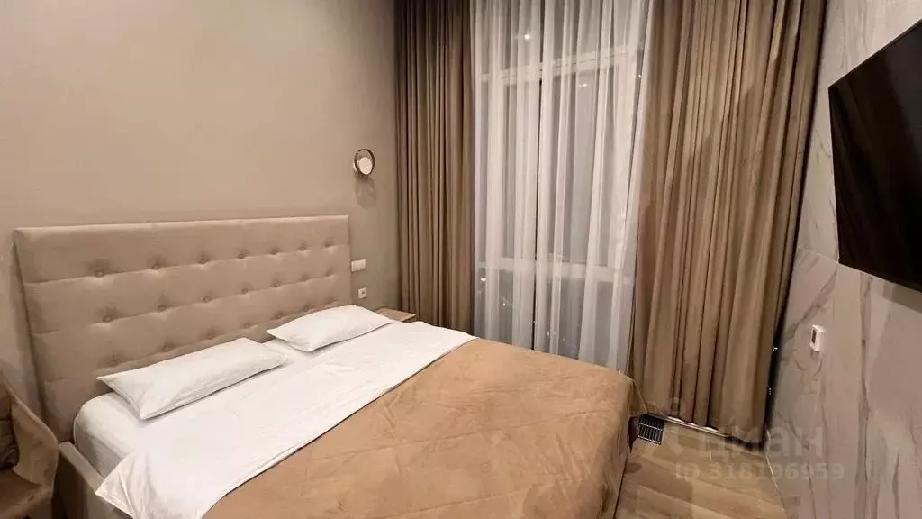 1-к кв. Краснодарский край, Сочи Центральный мкр, ул. Навагинская, 11 ... - Фото 0