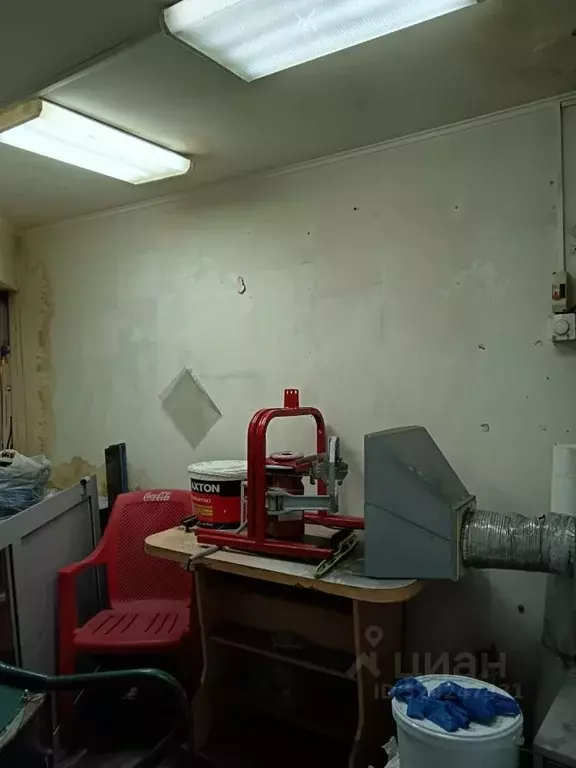 Помещение свободного назначения в Омская область, Омск ул. 70 лет ... - Фото 2