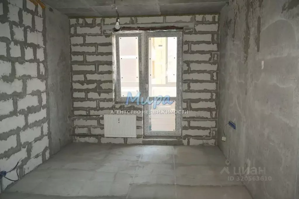 2-к кв. Московская область, Балашиха ш. Косинское, 7 (59.0 м) - Фото 0