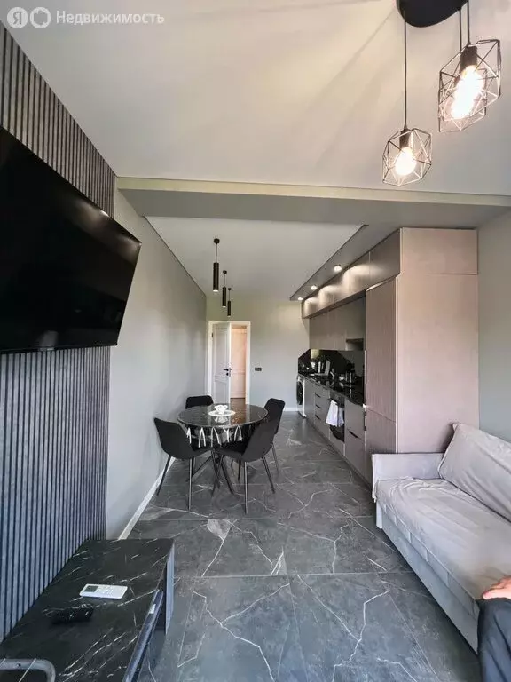 2-комнатная квартира: Владикавказ, улица Зураба Магкаева, 2 (58 м) - Фото 1
