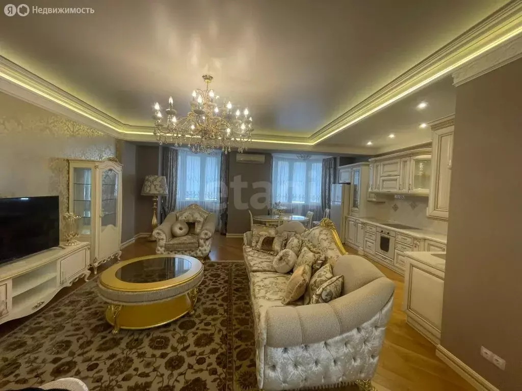 3-комнатная квартира: Махачкала, проспект Имама Шамиля, 35А (120 м) - Фото 2