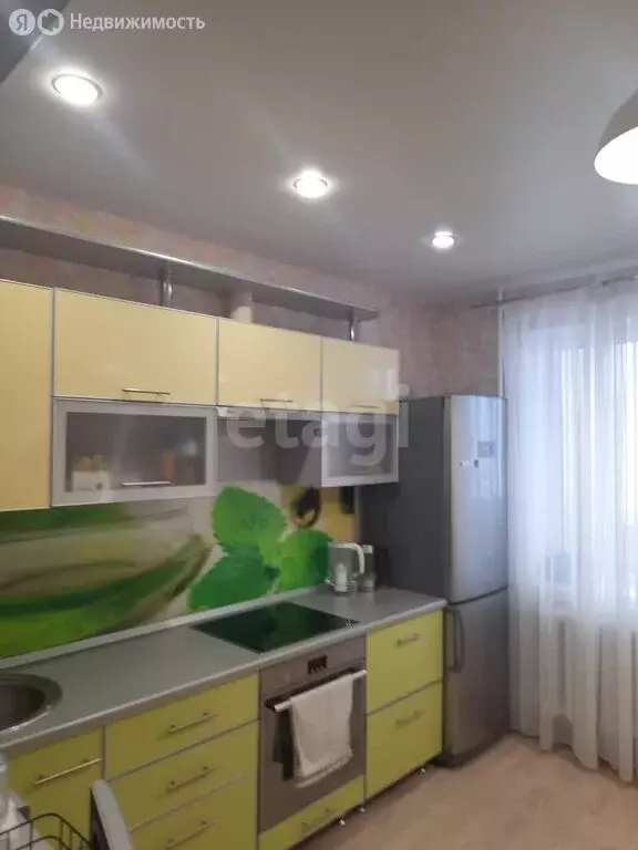 10-комнатная квартира: Ульяновск, Киевский бульвар, 13к2 (37 м) - Фото 1