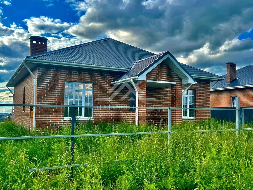Дом в Татарстан, с. Высокая Гора ул. Радужная, 43 (106 м) - Фото 0