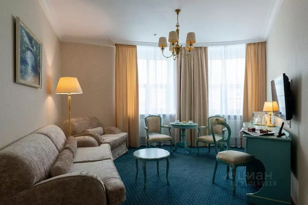 Комната Тюменская область, Тюмень Советская ул., 20 (48.0 м) - Фото 1