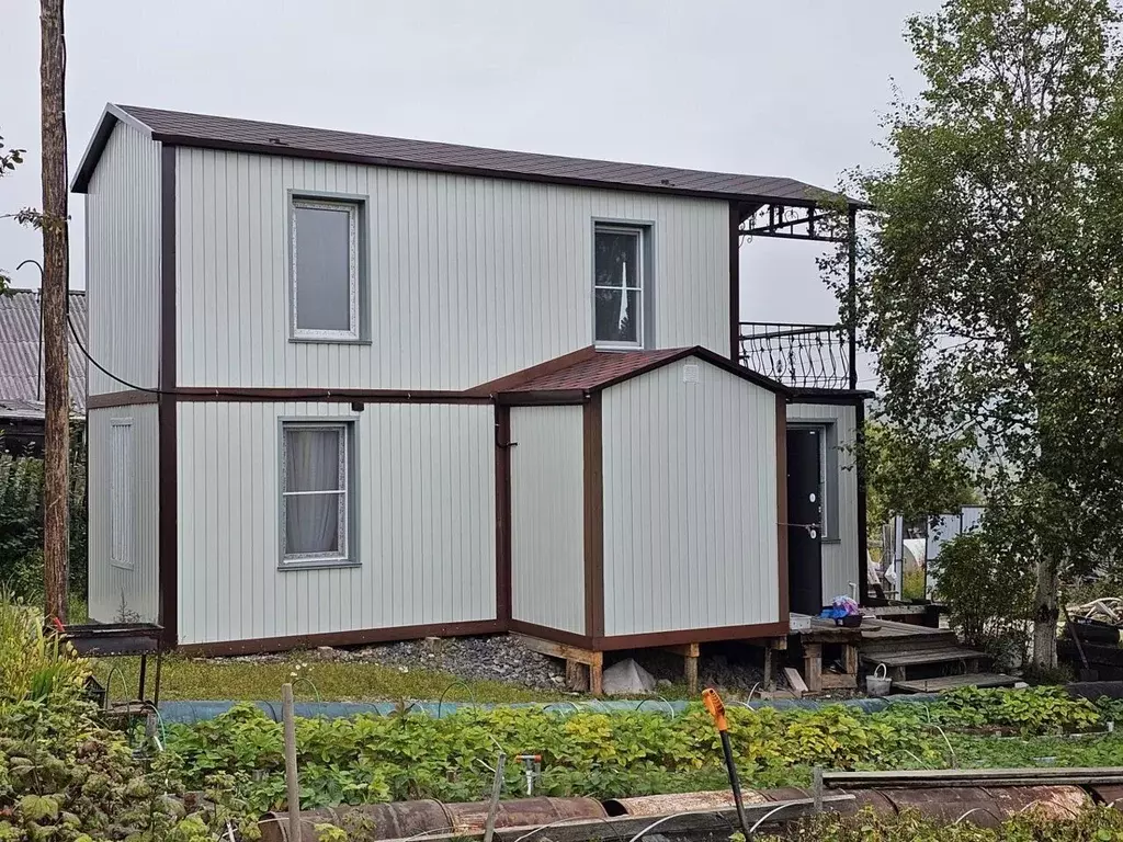 Дом в Магаданская область, Магадан 13 километр мкр,  (60 м) - Фото 1