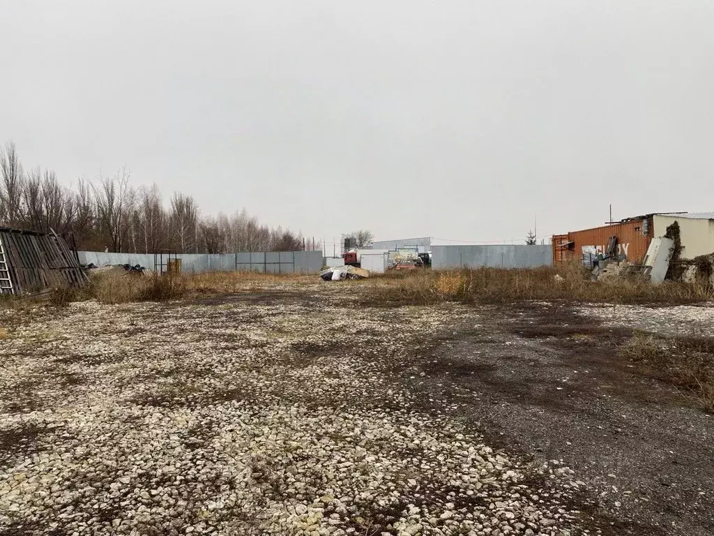 Помещение свободного назначения в Саратовская область, Саратов тракт ... - Фото 1