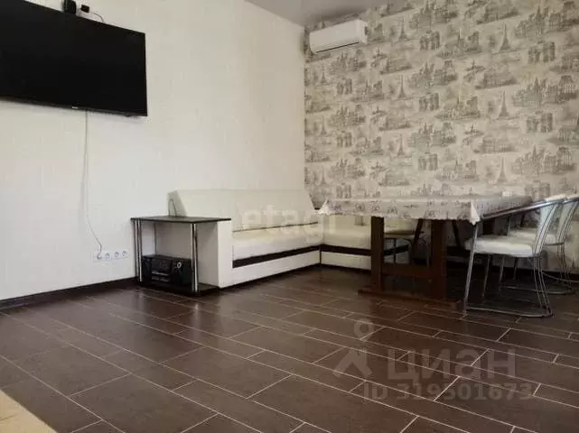 Дом в Краснодарский край, Ейск ул. Воронцова (242 м) - Фото 1