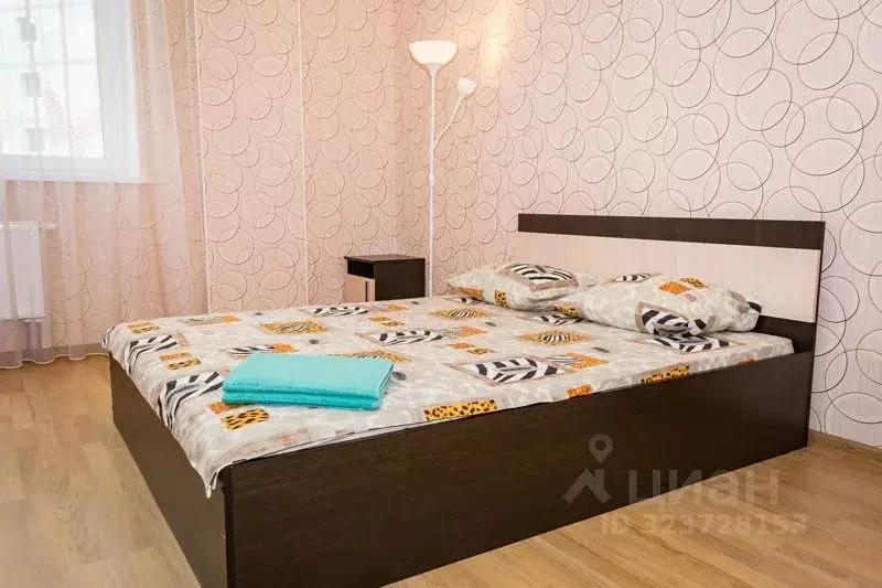 2-к кв. Тюменская область, Тюмень Таврическая ул., 9к4 (70.0 м) - Фото 1