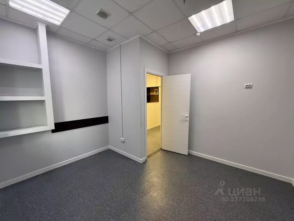 Офис в Башкортостан, Уфа Комсомольская ул., 1/1 (33 м) - Фото 2