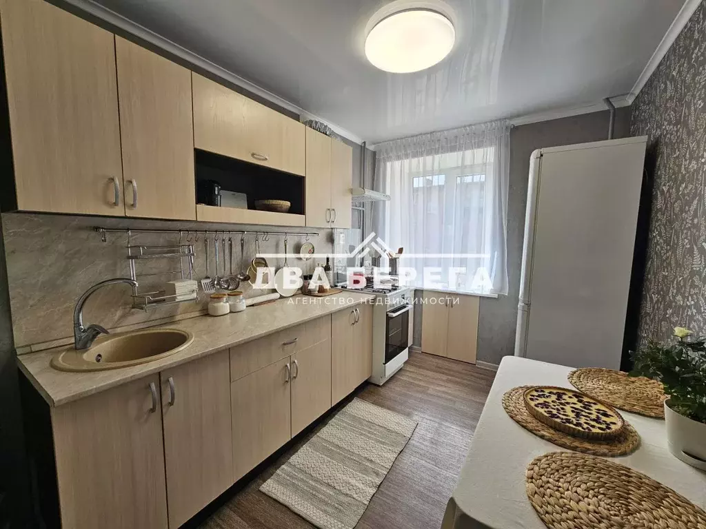 2-к кв. Омская область, Омск ул. Орджоникидзе, 268А (50.1 м) - Фото 2