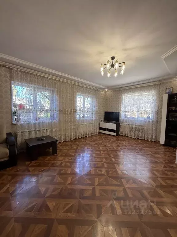 Дом в Ставропольский край, Кисловодск ул. Фоменко 1-я линия, 77 (248 ... - Фото 2