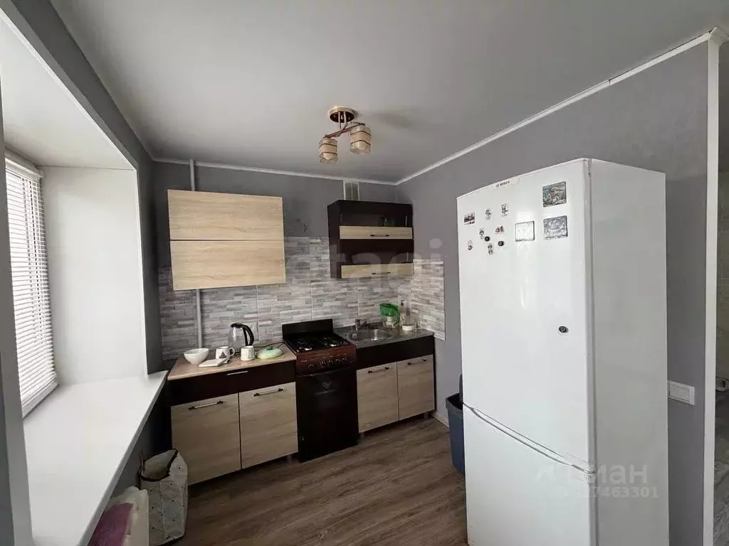 Студия Оренбургская область, Новотроицк ул. Мира, 24 (29.8 м) - Фото 1