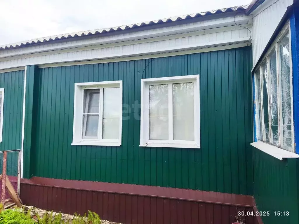 Дом в посёлок городского типа Грибановский, улица Революции (50 м) - Фото 1