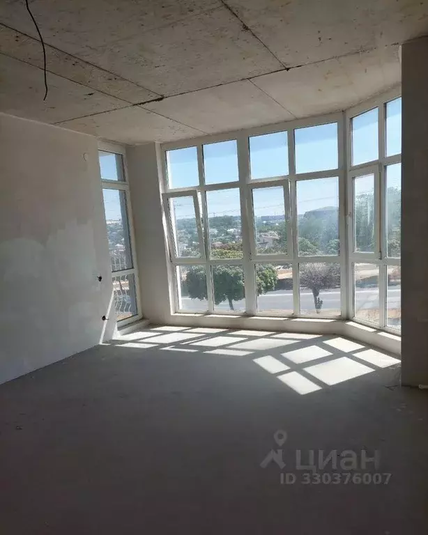 1-к кв. Севастополь ул. Руднева, 30Б (52.0 м) - Фото 1