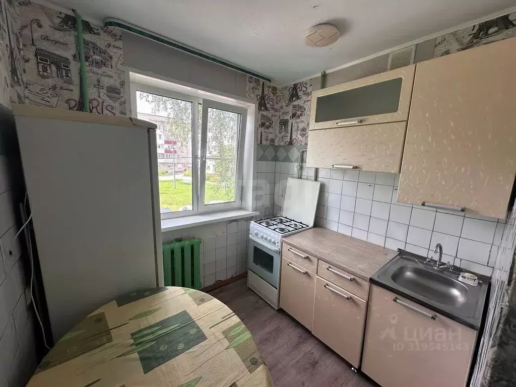 2-к кв. Ленинградская область, Кириши просп. Героев, 4 (44.6 м) - Фото 0
