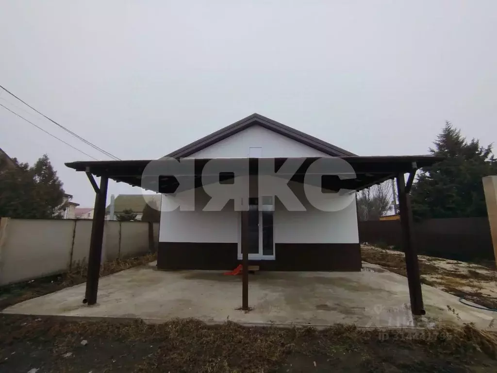 Дом в Волгоградская область, Краснослободск Среднеахтубинский район, ... - Фото 0