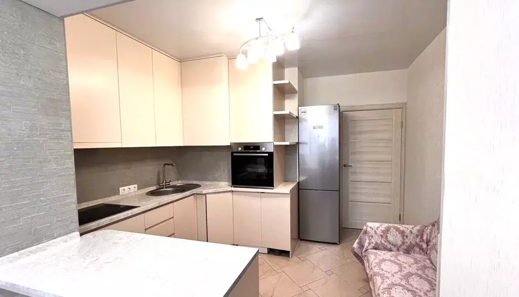 2-к кв. Самарская область, Тольятти Приморский бул., 57 (57.0 м) - Фото 2