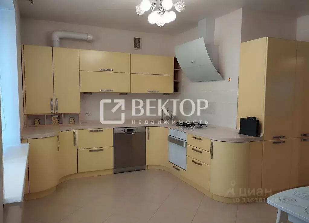 4-к кв. Костромская область, Кострома ул. Писателя Осетрова, 27/1 ... - Фото 0