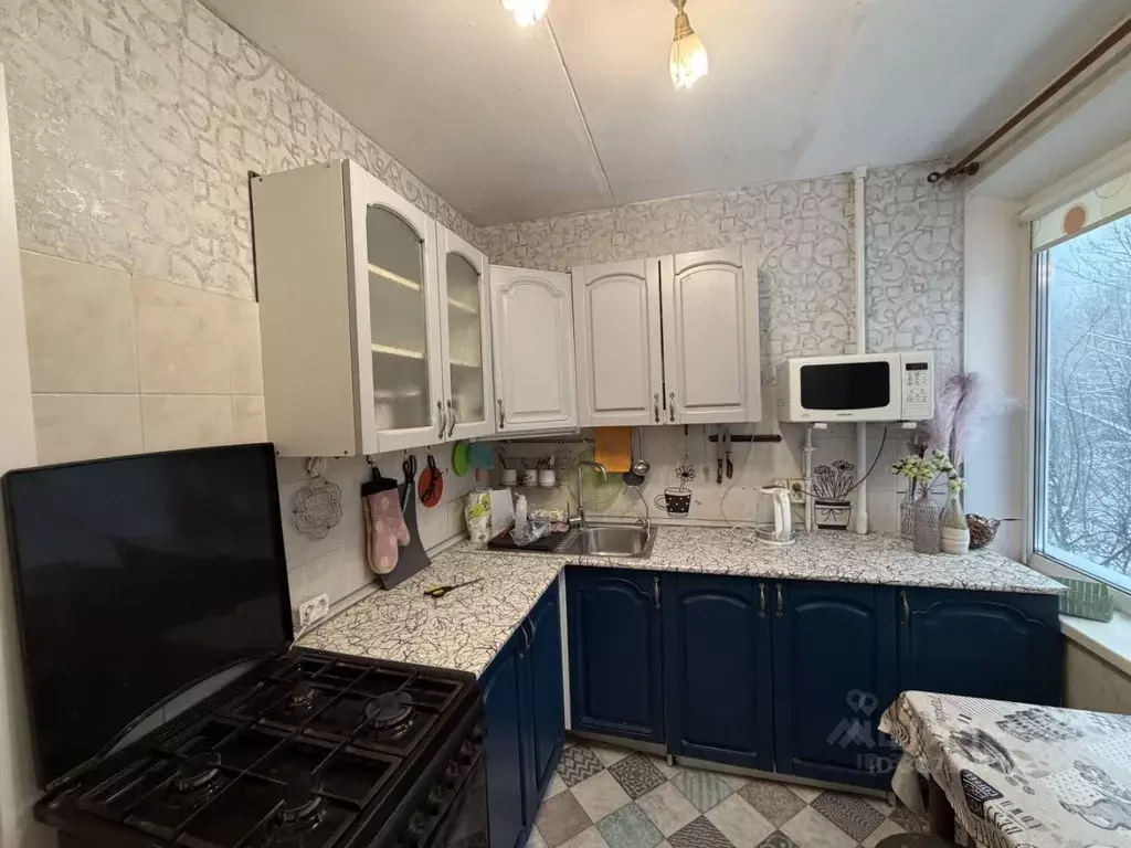 3-к кв. Москва ул. Молостовых, 10К3 (61.4 м) - Фото 1