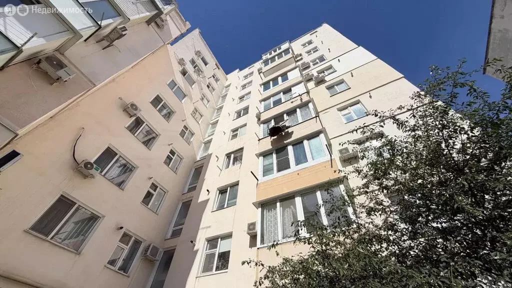 2-комнатная квартира: Евпатория, улица 9 Мая, 142Б (62 м) - Фото 1