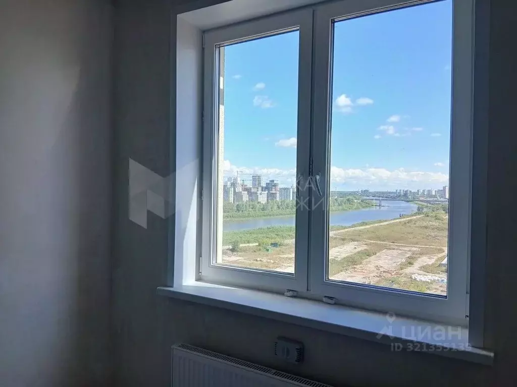 1-к кв. Тюменская область, Тюмень Новгородская ул., 9А (35.5 м) - Фото 0