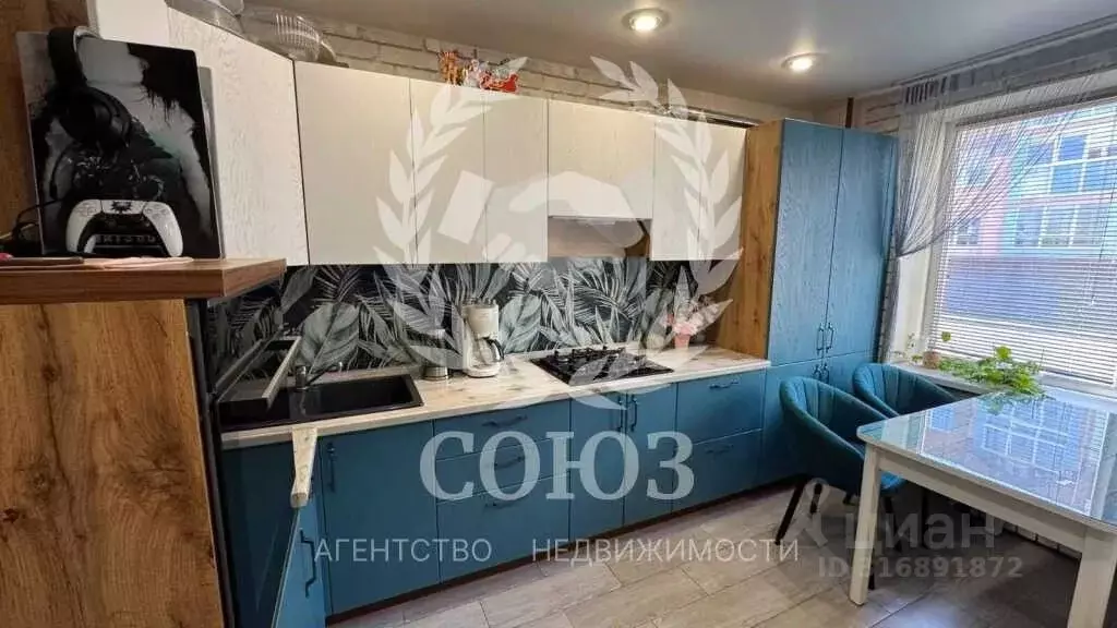 2-к кв. Калужская область, Калуга ул. Петра Тарасова, 4 (55.7 м) - Фото 0