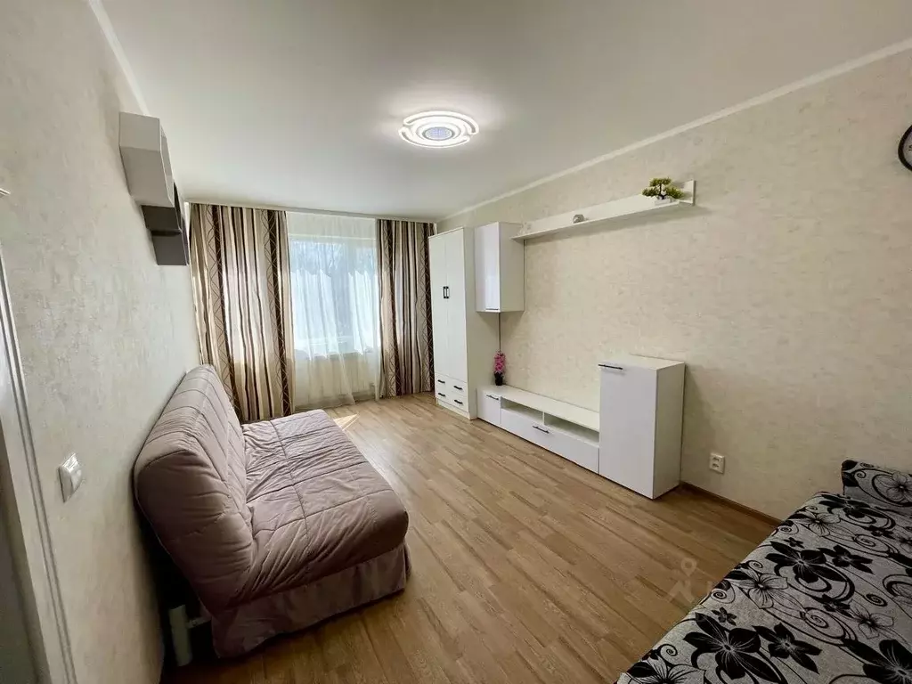 2-к кв. Ленинградская область, Кингисепп ул. Химиков, 10 (60.3 м) - Фото 1