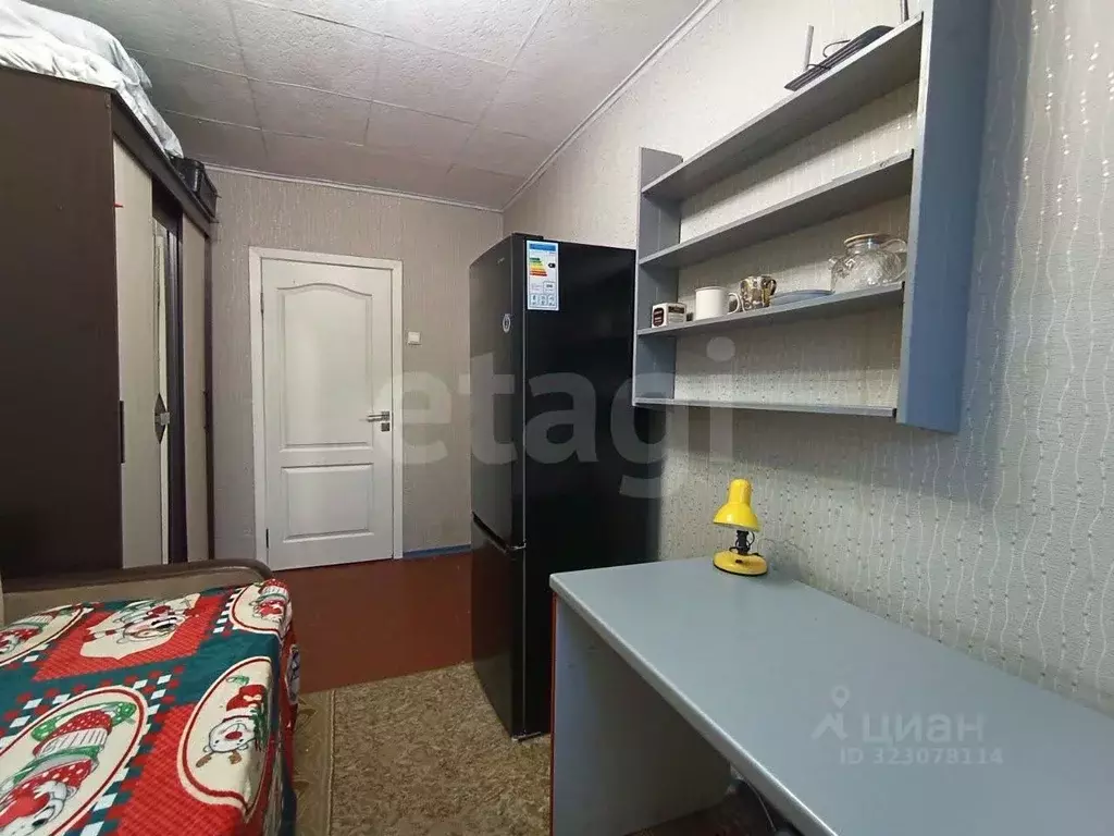 Комната Санкт-Петербург 3-й Рабфаковский пер., 12К4 (9.8 м) - Фото 1