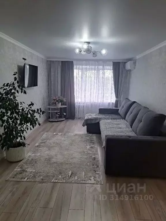 2-к кв. Адыгея, Майкоп Лесная ул., 2 (63.0 м) - Фото 0