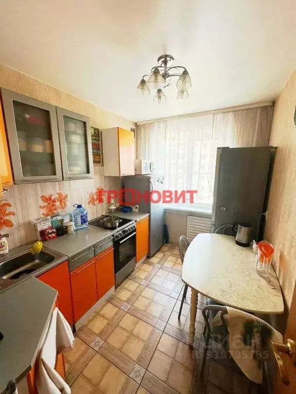 3-к кв. Новосибирская область, Бердск Спортивная ул., 11 (64.8 м) - Фото 0