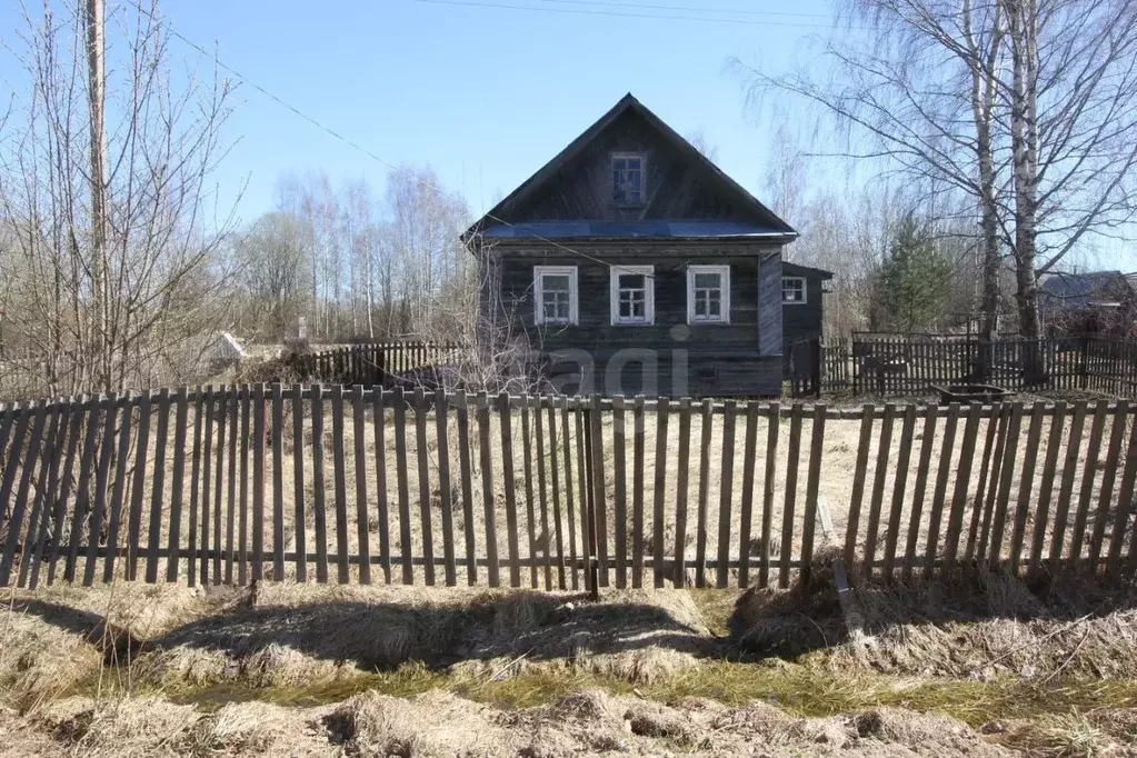 Дом в Вологодская область, Шекснинский муниципальный округ, д. ... - Фото 1