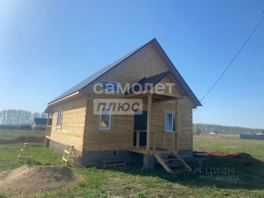 Дом в Башкортостан, Иглинский сельсовет, с. Иглино ул. Революционная, ... - Фото 1